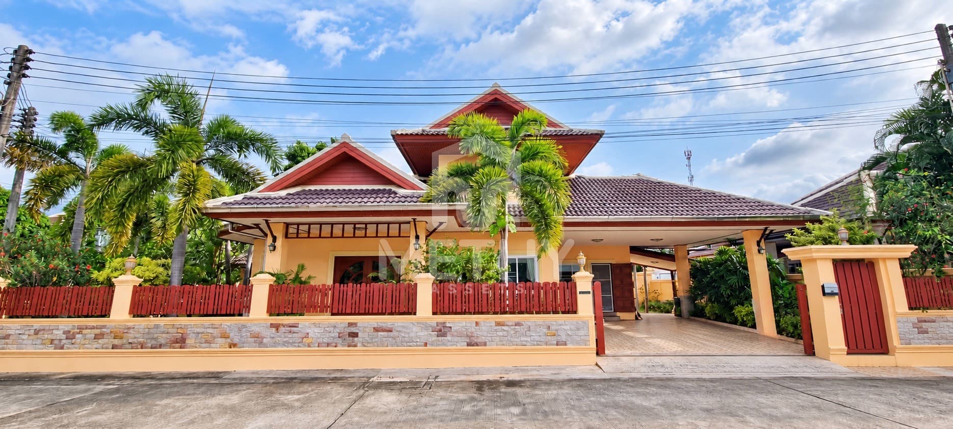 Roseland and House | Spacious 3 Bedroom House for Rent in Nong Pla Lai, Pattaya